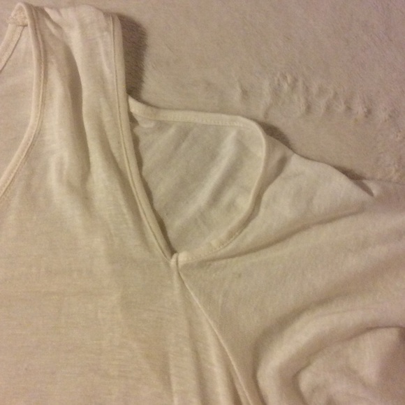 ✅2x Host Pick✅ Free People Cold Shoulder Top, Size Small - Picture 5 of 7